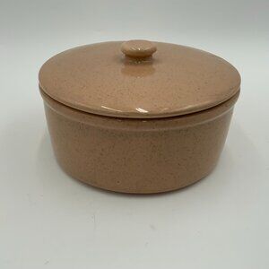 Tan Speckled Bauer Pottery Monterey Moderne Casserole w/ Lid